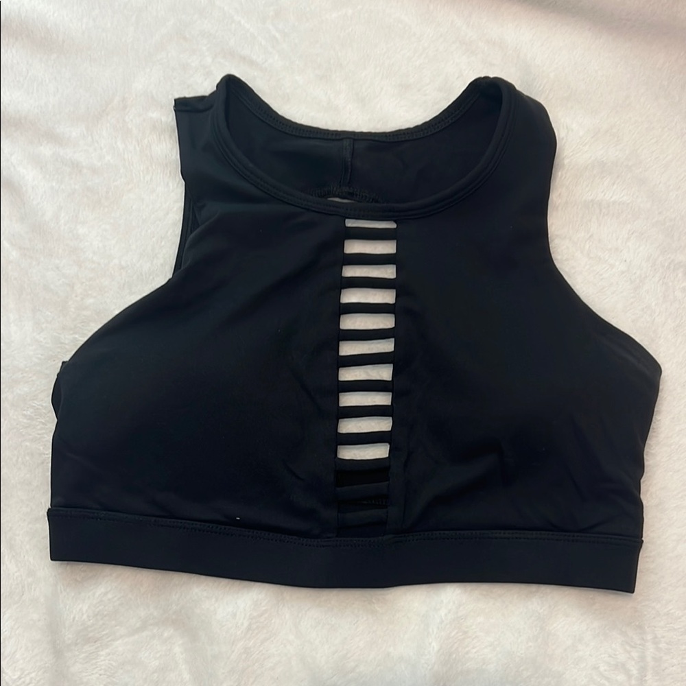 Forever 21 Black Sleeveless Crop Tank Top